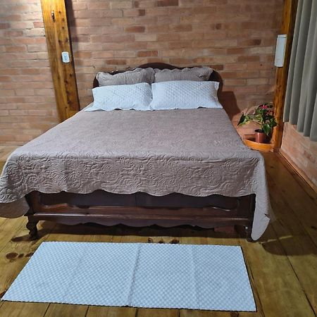 Suite Rustica Aconchego - Com Banheira De Hidromassagem Campos do Jordão Eksteriør bilde