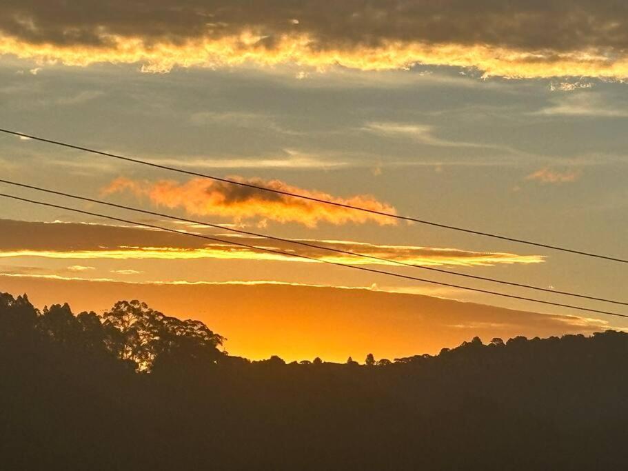 Suite Rustica Aconchego - Com Banheira De Hidromassagem Campos do Jordão Eksteriør bilde